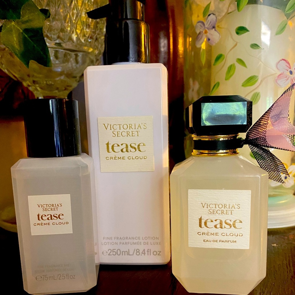 Victoria’s secret Tease Crème Cloud